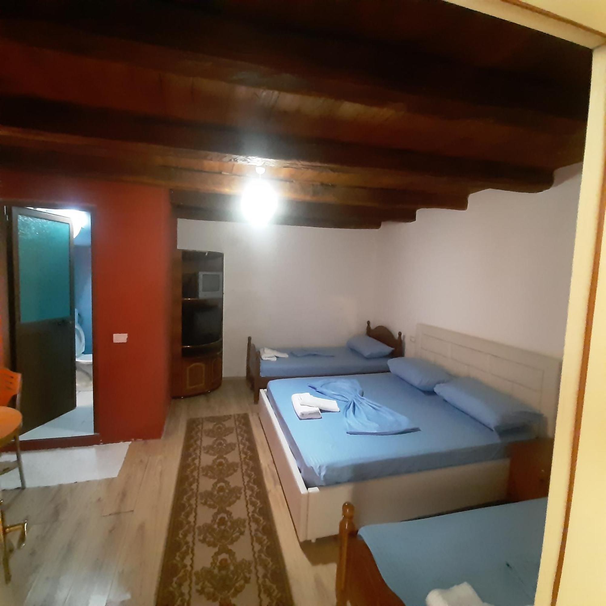 Hotel Kulla E Vjeter Koman Zimmer foto